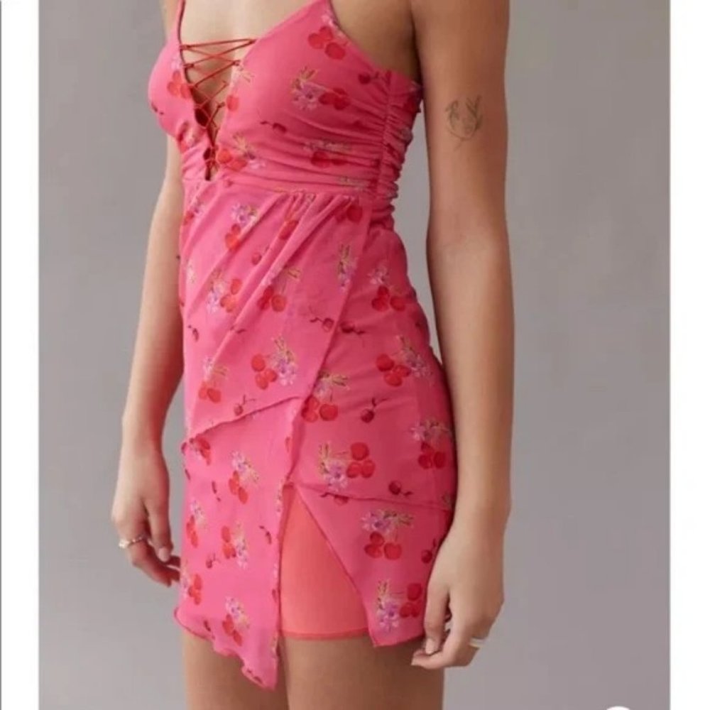 💝Urban Outfitters lace-up mini dress NWT - Picture 1 of 2